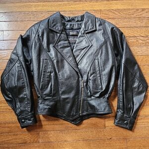 Vintage Women's Wilsons Leather Cropped Moto Jacket Black size small 80s